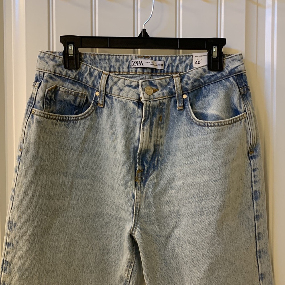 Zara High Rise Straight Leg Jeans - Picture 4 of 16